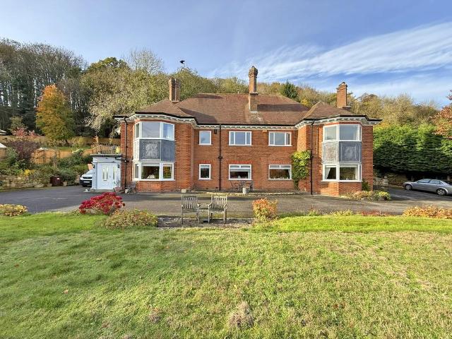 Flat for sale in South Cliff, Kepwick