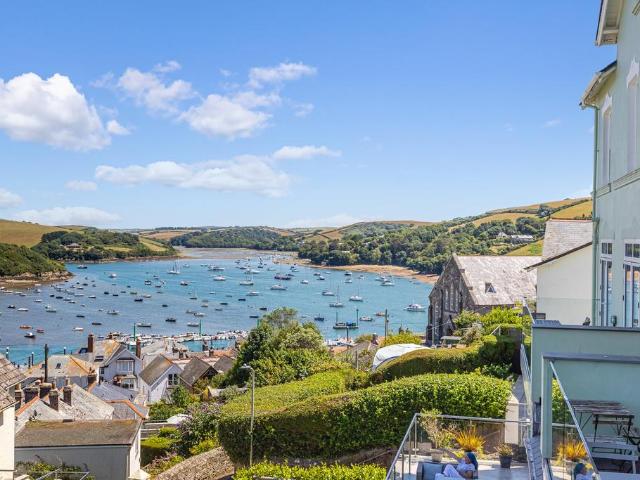 Flat for sale in Strode, Devon