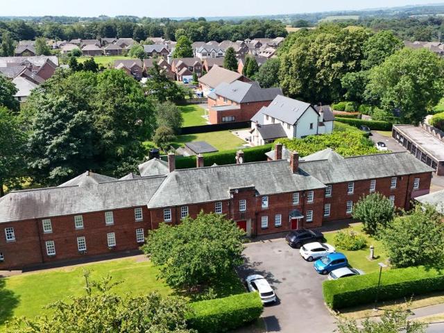 Flat for sale in Brockhall Village, Paradise