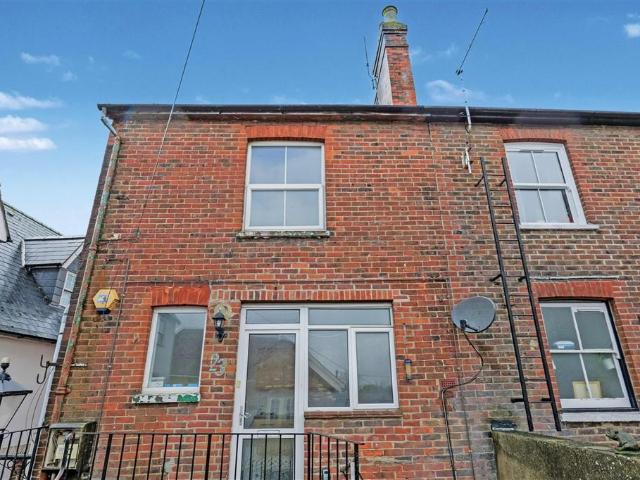 Flat for sale in Petersfield, Bolton Low Houses