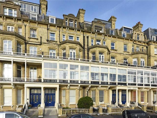 Flat for sale in Aldrington