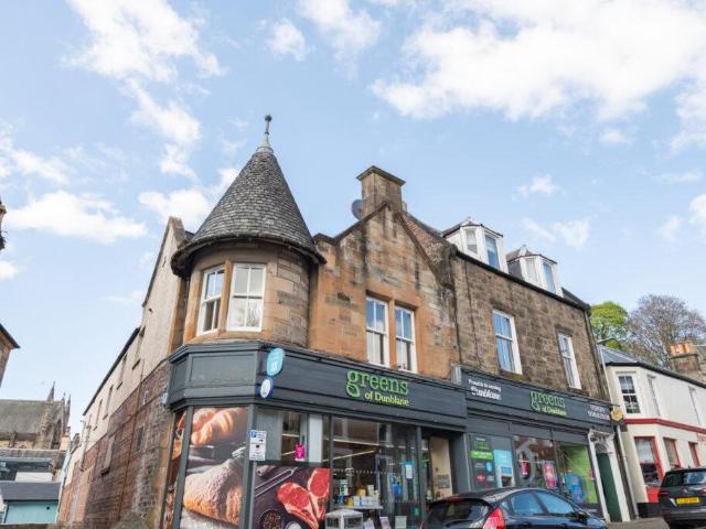 Flat for sale in Dunblane, Scotland