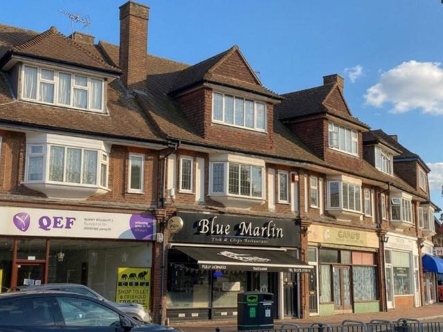 Flat for sale in Pachesham Park, Surrey