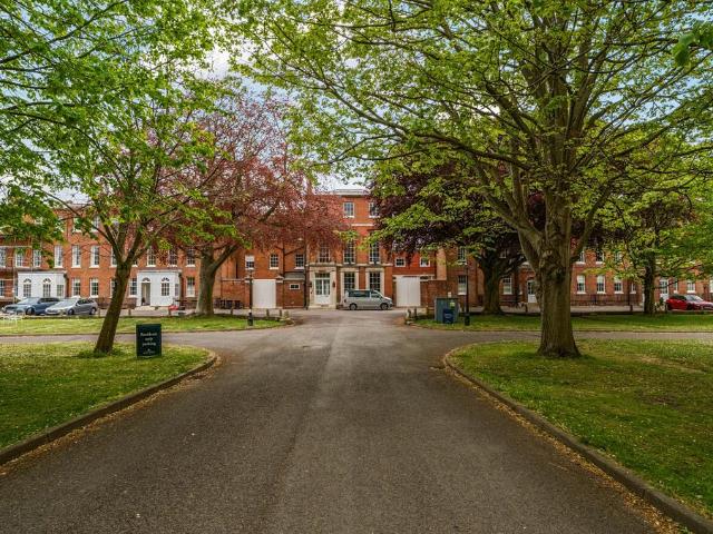 Flat for sale in Clayhall, Middlecroft