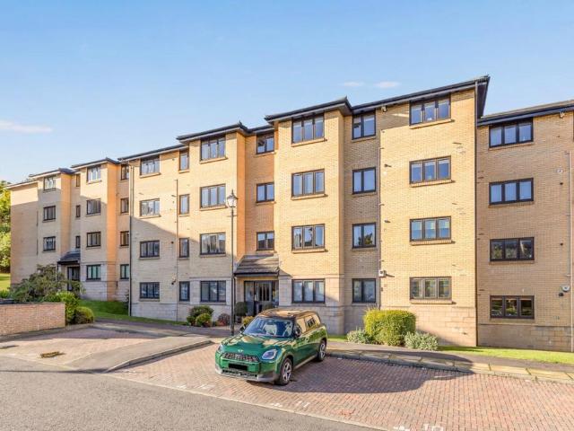 Flat for sale in Comely Bank, City of Edinburgh