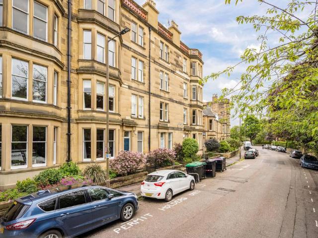 Flat for sale in Merchiston, Scotland
