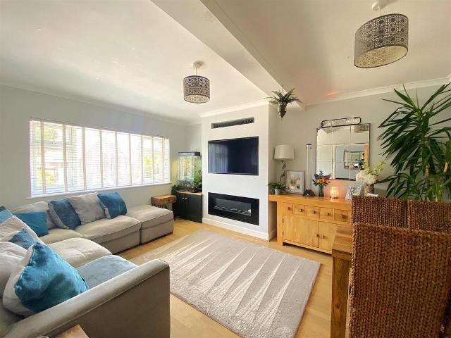 Flat for sale in Glenleigh Park, Heathlands