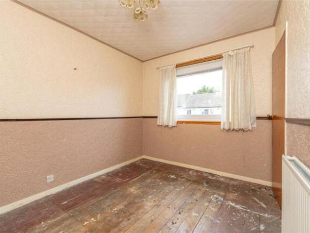 Flat for sale in Drylaw, Scotland