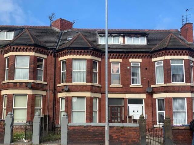 House for sale in Calderstones