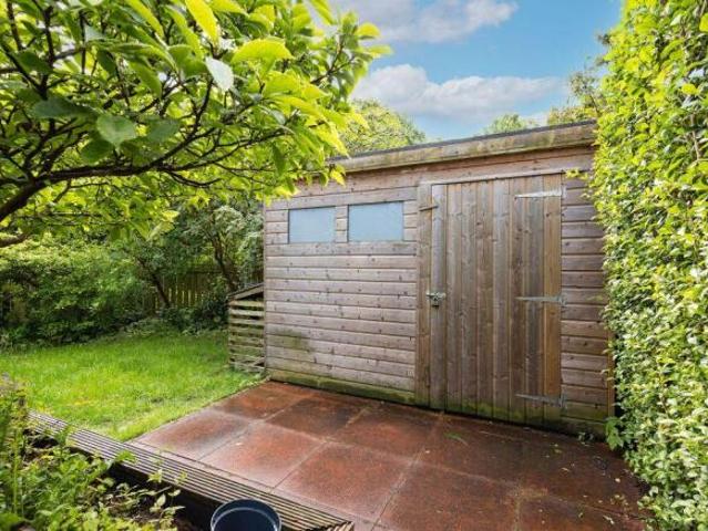 Flat for sale in Trinity, Scotland