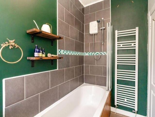 Flat for sale in Colinton Mains, Oxgangs