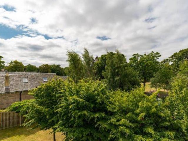 Flat for sale in Merchiston, Scotland
