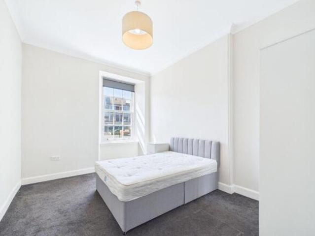 Flat for sale in Garnethill, Scotland