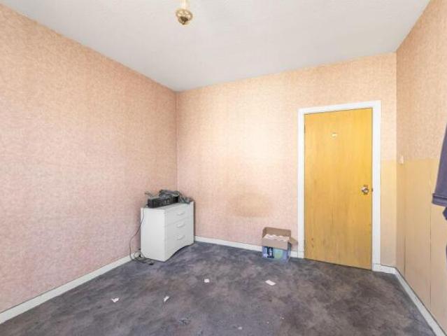 Flat for sale in East Pilton, Scotland