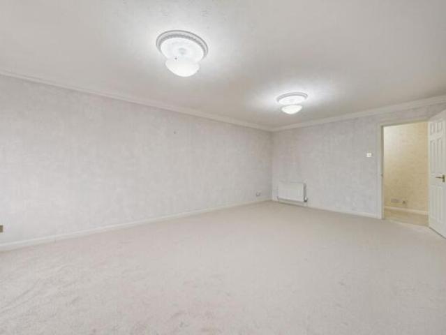 Flat for sale in Newlands, Scotland