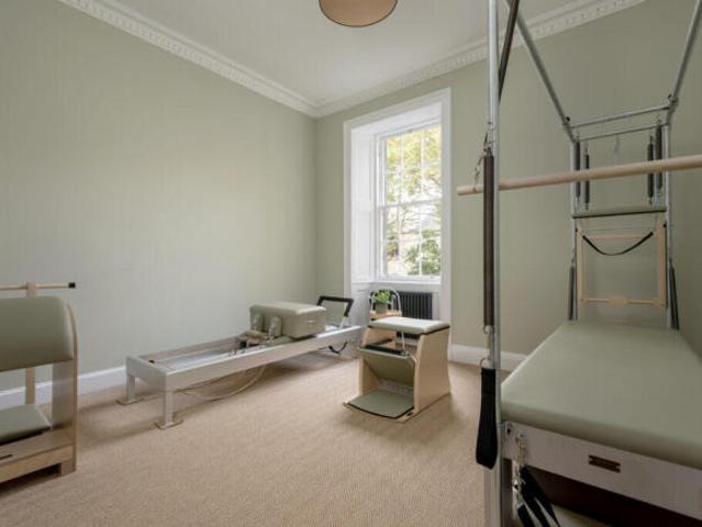 Flat for sale in Stockbridge, Scotland