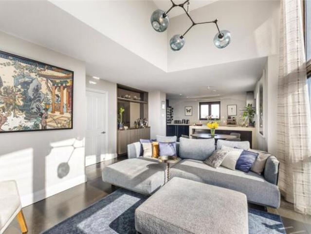 Flat for sale in Cat Hill