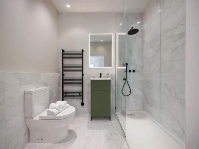 Flat for sale in Spencer, Northampton