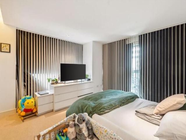 Flat for sale in Cat Hill