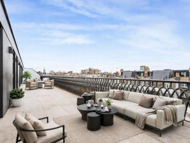 Flat for sale in Cat Hill