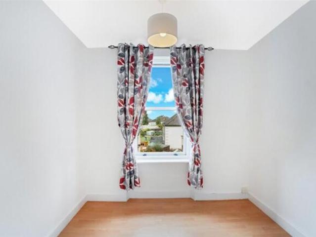 Flat for sale in Cardonald, Glasgow