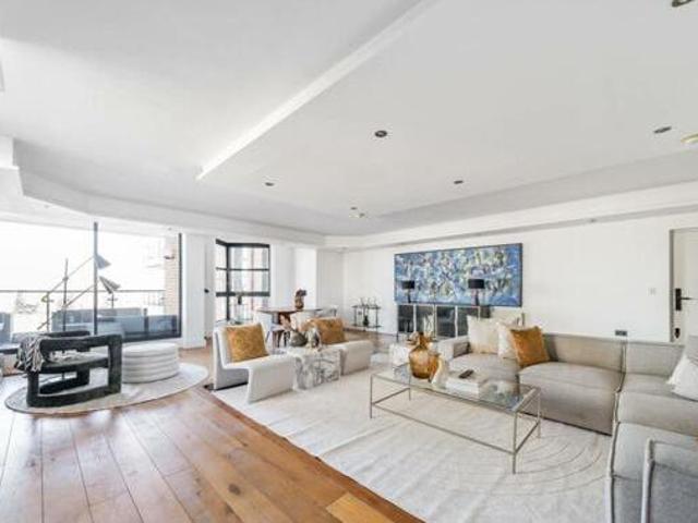House for sale in City of London, Greater London