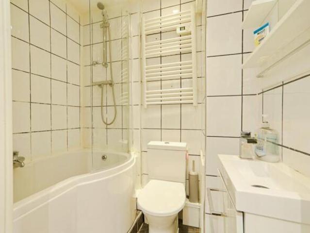 Flat for sale in Hyde Park, West Yorkshire