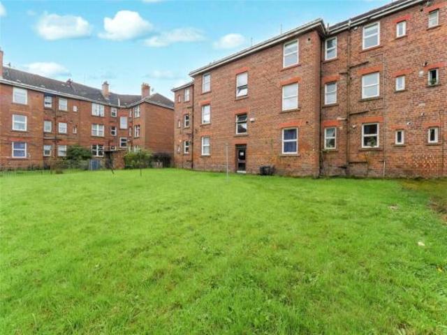 Flat for sale in Crossmyloof, Scotland