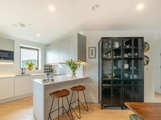 House for sale in Brentford End, Greater London