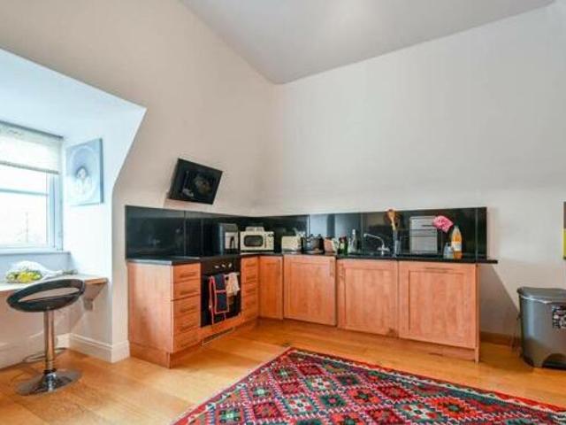 House for sale in Brentford End, Greater London