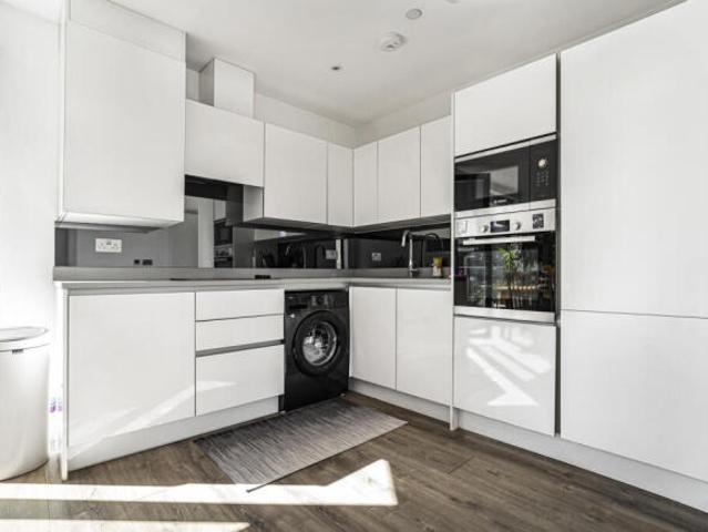 Flat for sale in Cat Hill