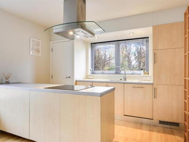 Flat for sale in Arbury, Cambridgeshire