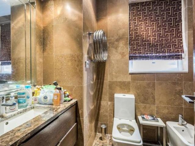 Flat for sale in City of Westminster, Greater London