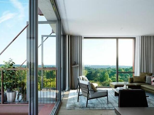 House for sale in Brentford End, Greater London