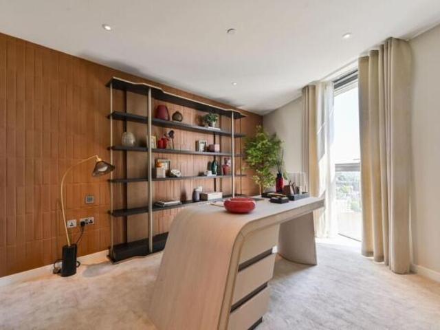 Flat for sale in Chelsea, Greater London