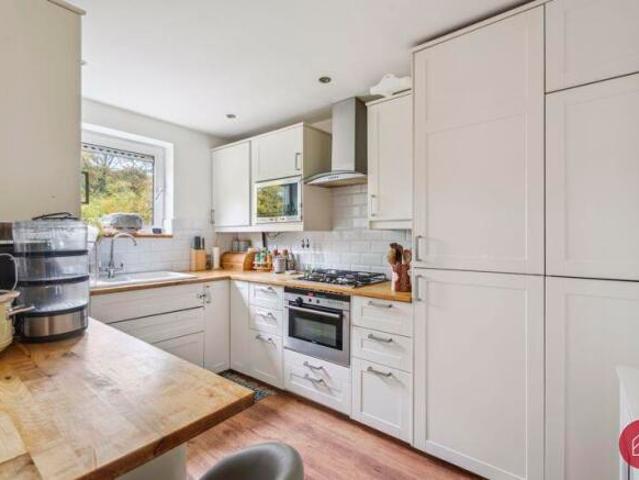 Flat for sale in The Slade, Oxfordshire