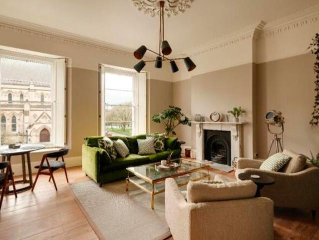 Flat for sale in Hotwells, Feckenham