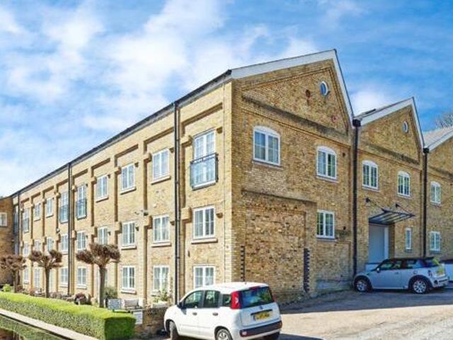 House for sale in River, Ash