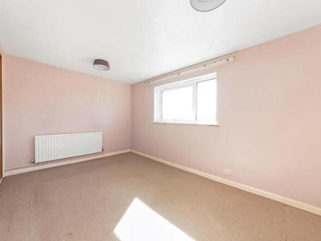 Flat for sale in Cat Hill