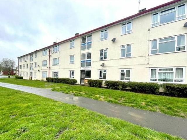 House for sale in Farnborough, Hampshire