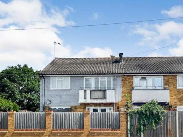 House for sale in Farnborough, Hampshire