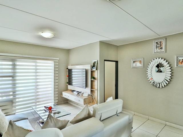 Flat for sale in Midrand Flat for sale in Midrand