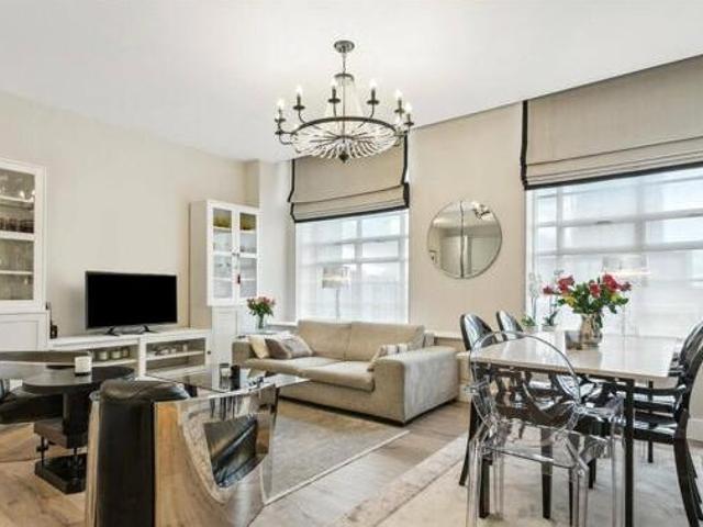 House for sale in Brentford, Greater London
