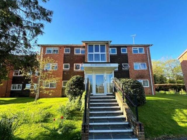 House for sale in Lucastes, Perryfields