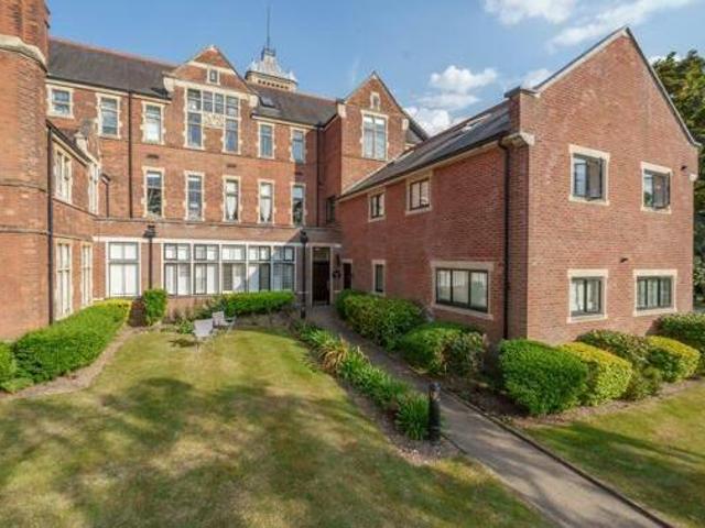 House for sale in Bushey