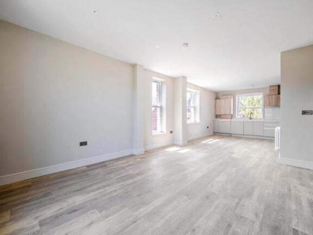 Flat for sale in Hampshire