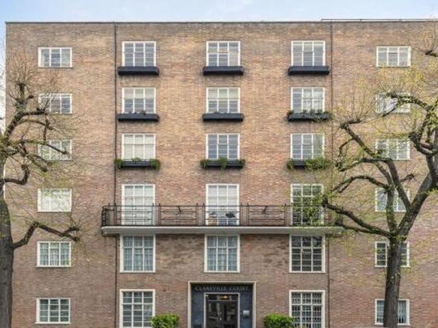 House for sale in City of London, Greater London