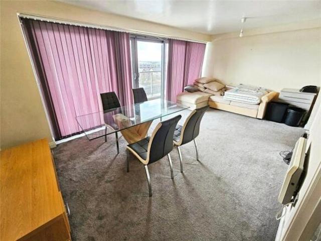 Flat for sale in Lakeside, Doncaster