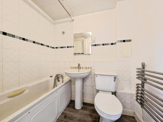 Flat for sale in Newcastle Upon Tyne