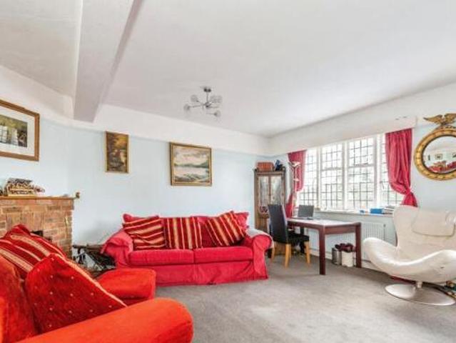 House for sale in Pachesham Park, Surrey